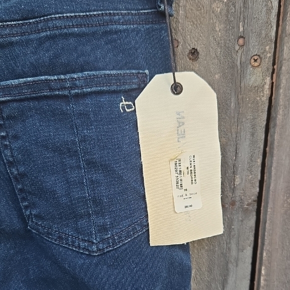 Stylish Blue Jeans with Side Stripes - Picture 4 of 6